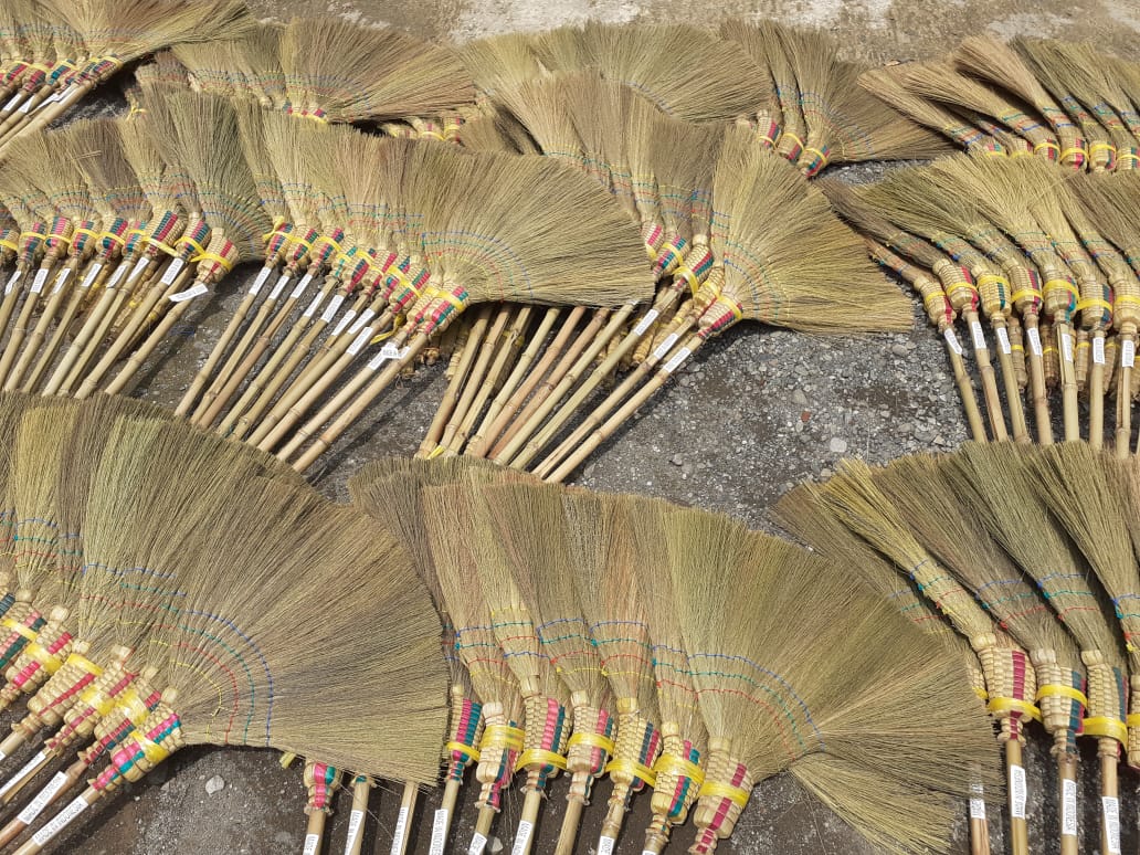 Indonesian Grassbroom